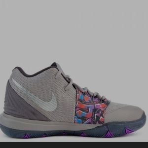 Nike Boys girls Kyrie 5 PS Basketball Shoes Gray